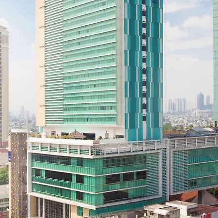 Novotel Jakarta Gajah Mada Ngoại thất bức ảnh
