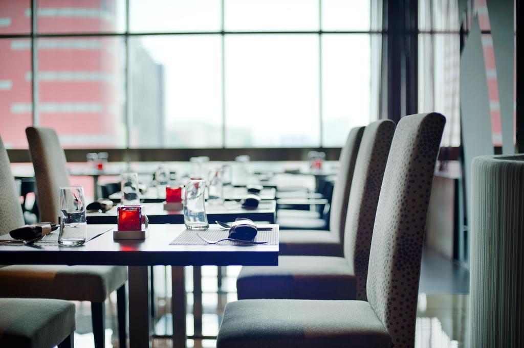 Novotel Jakarta Gajah Mada Ngoại thất bức ảnh