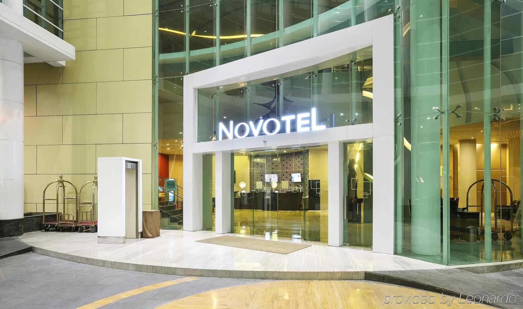 Novotel Jakarta Gajah Mada Ngoại thất bức ảnh