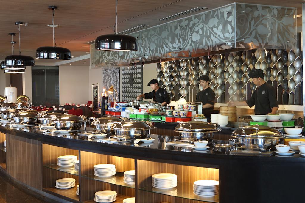 Novotel Jakarta Gajah Mada Ngoại thất bức ảnh