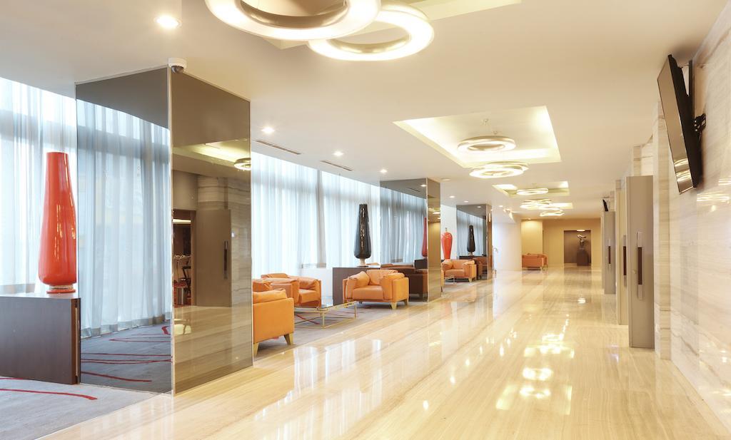 Novotel Jakarta Gajah Mada Ngoại thất bức ảnh